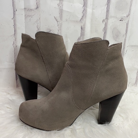 Ankle boots - Picture 4 of 10